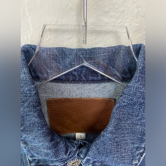 AG Robyn Jean Jacket Medium Wash 100% cotton Classic Style SZ S Small Pockets - Picture 3 of 10